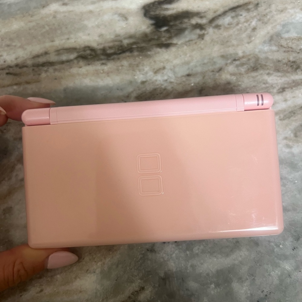 Nintendo DS Lite Pink Handheld Console